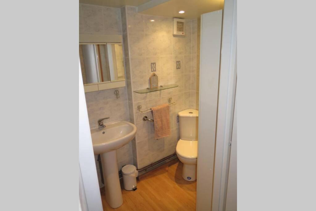 Les Petits Self Contained 2 Bedroom Apartment Molieres (Dordogne) Dış mekan fotoğraf