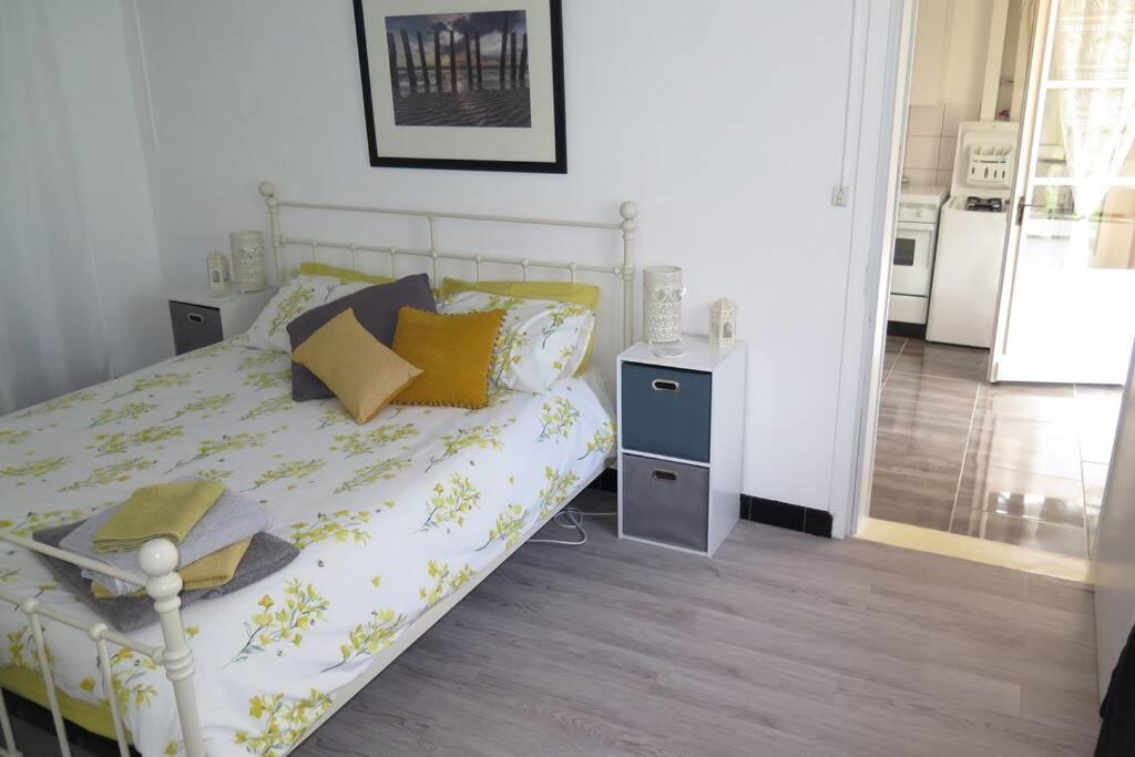Les Petits Self Contained 2 Bedroom Apartment Molieres (Dordogne) Dış mekan fotoğraf