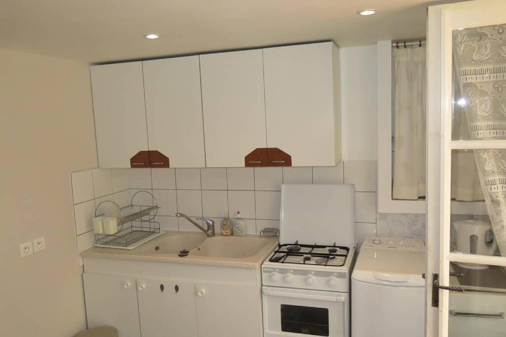 Les Petits Self Contained 2 Bedroom Apartment Molieres (Dordogne) Dış mekan fotoğraf