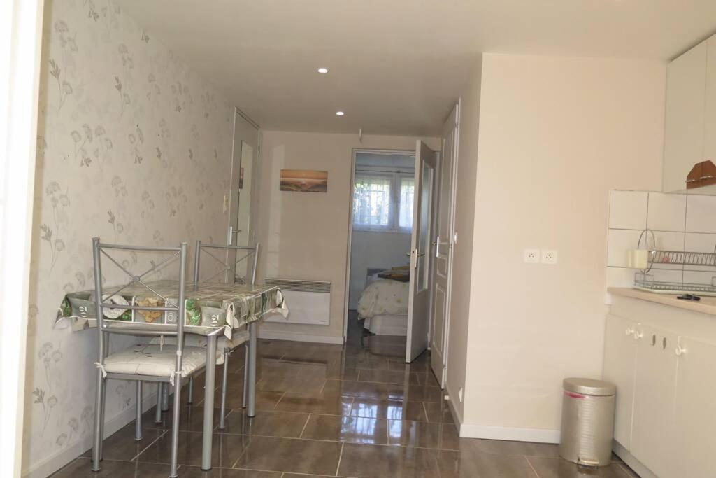 Les Petits Self Contained 2 Bedroom Apartment Molieres (Dordogne) Dış mekan fotoğraf